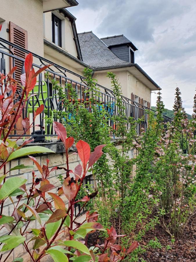 Le Curieux De Conques Bed & Breakfast Saint-Cyprien-sur-Dourdou Exterior photo
