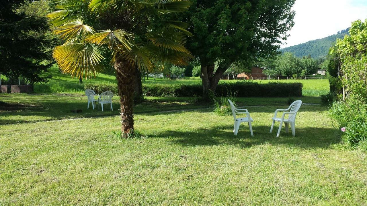 Le Curieux De Conques Bed & Breakfast Saint-Cyprien-sur-Dourdou Exterior photo