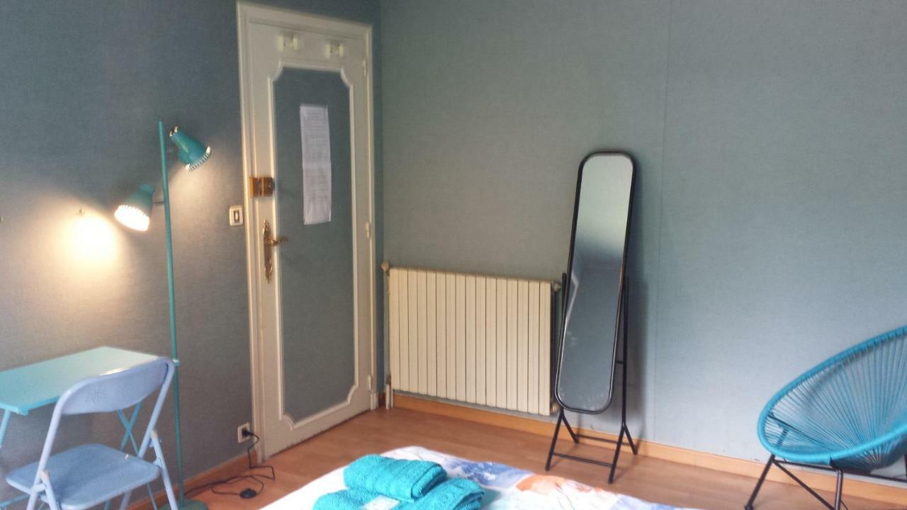Le Curieux De Conques Bed & Breakfast Saint-Cyprien-sur-Dourdou Exterior photo